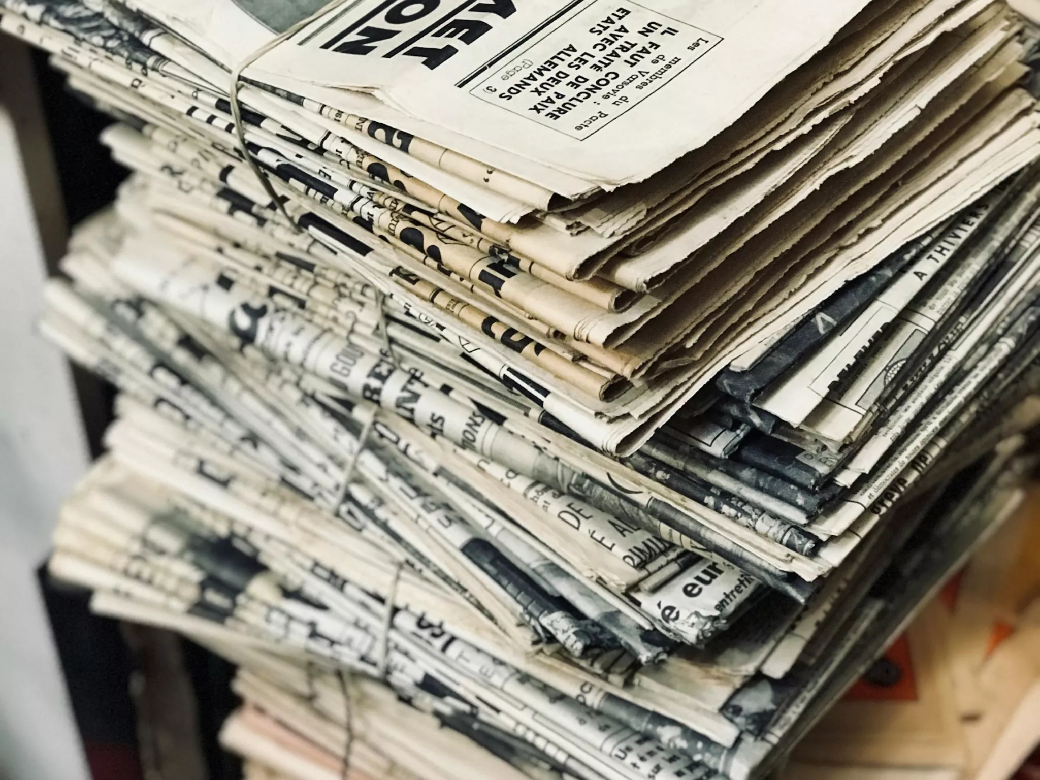 Journaux - Fabien Barral (Unsplash)